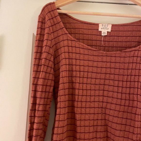 Rust Striped Sweater - Picture 3 of 3